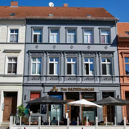 Bilderbuchcafe - Markt 7 Konukevi