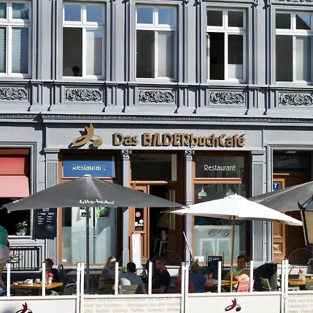 Bilderbuchcafe - Markt 7 * Havelberg