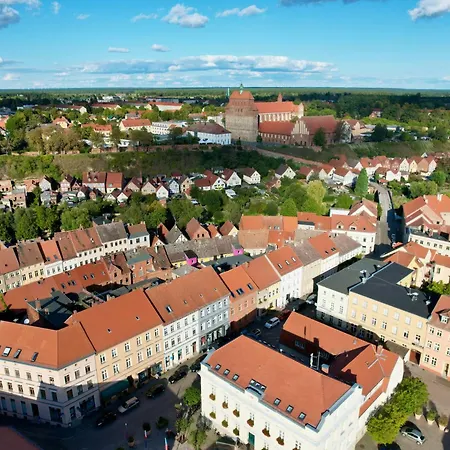 Bilderbuchcafe - Markt 7 Konukevi