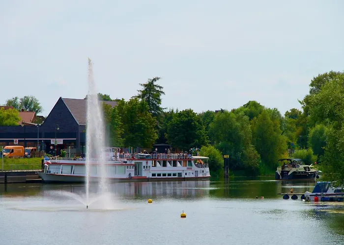 Bilderbuchcafe - Markt 7