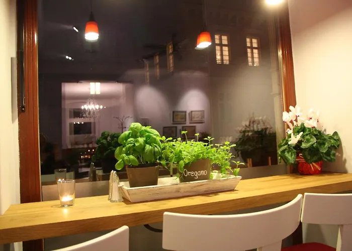 Bilderbuchcafe - Markt 7 Penzion 3*